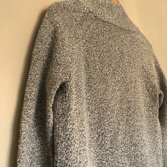 Aritzia Cardigan XXS Community - Picture 6 of 7